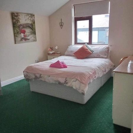Edwards Cosy B&B 戈尔韦 外观 照片