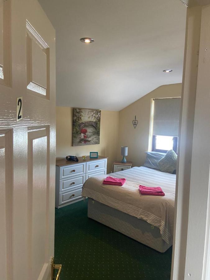 Edwards Cosy B&B 戈尔韦 外观 照片
