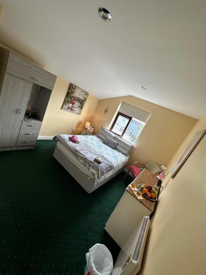 Edwards Cosy B&B 戈尔韦 外观 照片