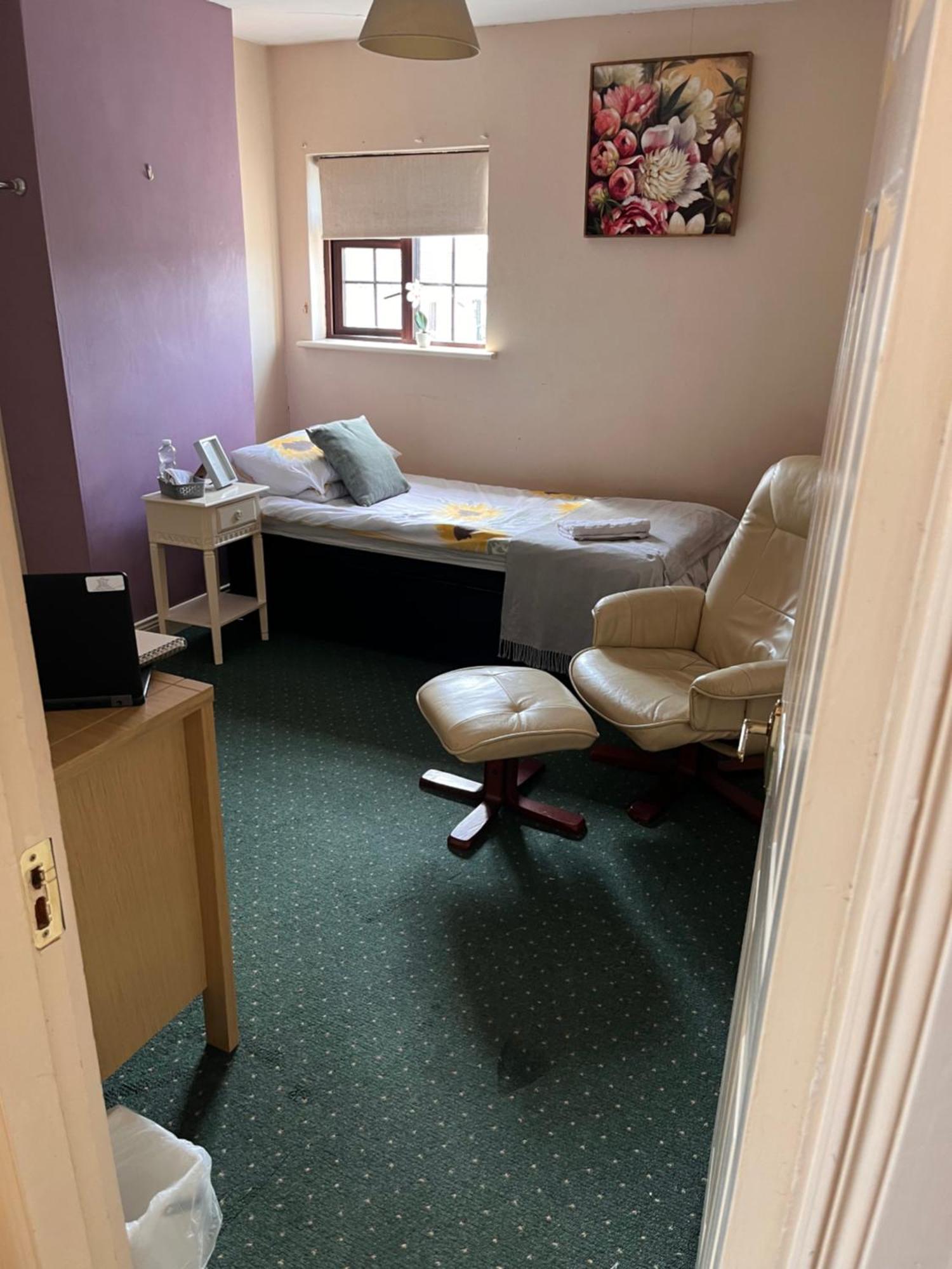 Edwards Cosy B&B 戈尔韦 外观 照片